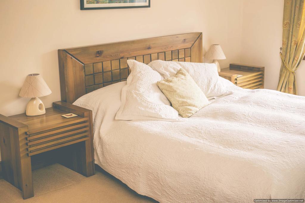 Weycroft Mill House Bed And Breakfast Axminster Chambre photo